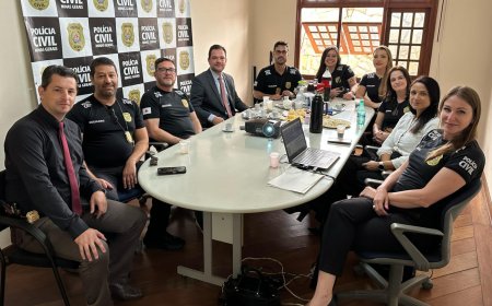 Polícia Civil promove encontro para fortalecer programa contra a violência doméstica em Guaxupé e região