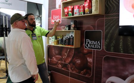 Cooxupé oferece serviços aos cooperados durante a Femagri 2025
