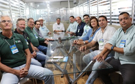 Cooxupé renova convênio com Faemg/Senar na Femagri 2025