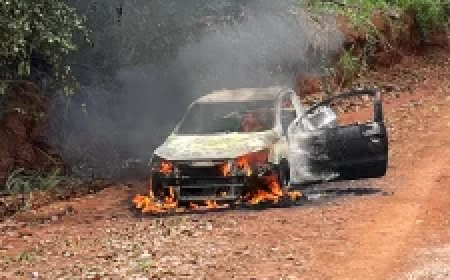 Caminhonete pega fogo na zona rural de Nova Resende