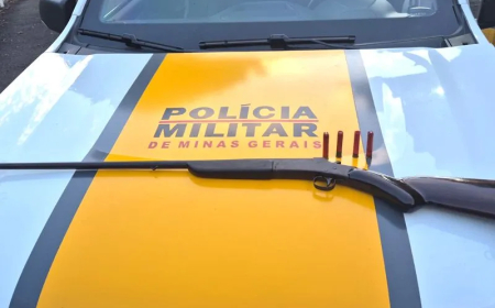 Homem é preso com espingarda e munições pela Polícia Rodoviária que adquiriu de indivíduo em Guaxupé