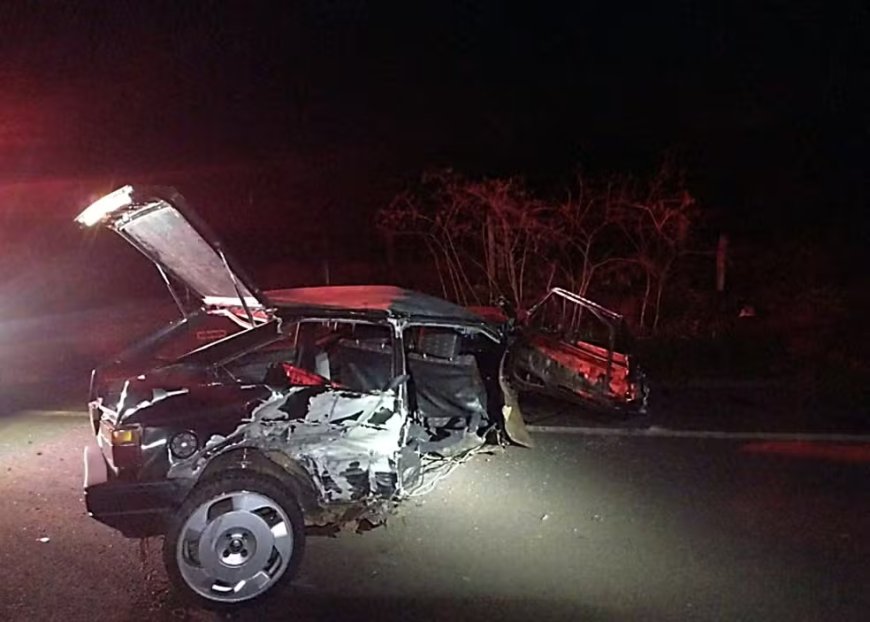 Jovem de 23 anos quebra o braço em batida de frente entre veículos na MGC-265