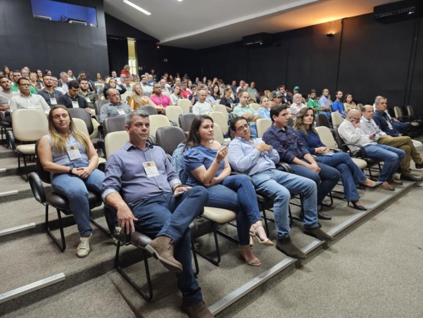 Primeiro fórum de desenvolvimento da Cafeicultura é realizado em Guaxupé