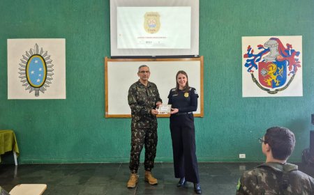 Polícia Civil de Guaxupé realiza palestra sobre violência doméstica no Tiro de Guerra