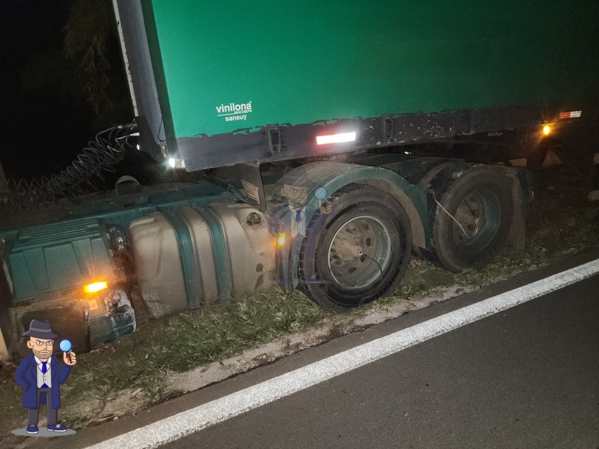 Acidente na região: Colisão entre carreta e dois veículos é registrada entre Rio Pardo e Tapiratiba