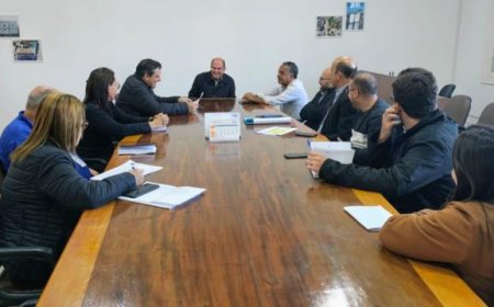 Prefeito de Guaxupé assina ordem de serviço para construção de usina de gases medicinais da  UPA