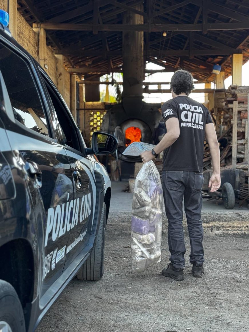 Polícia Civil incinera mais de 40 quilos de drogas em Guaxupé