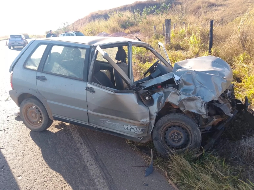 Após colisão entre veículos na MG-184, idoso gravemente ferido vai a óbito em hospital de Alfenas