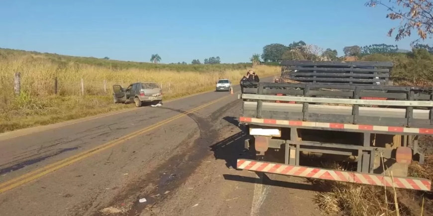 Após colisão entre veículos na MG-184, idoso gravemente ferido vai a óbito em hospital de Alfenas