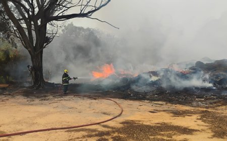 Bombeiros combatem incêndio em alambique em Guaranésia