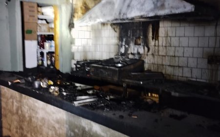 Incêndio destrói interior de hamburgueria em Poços de Caldas