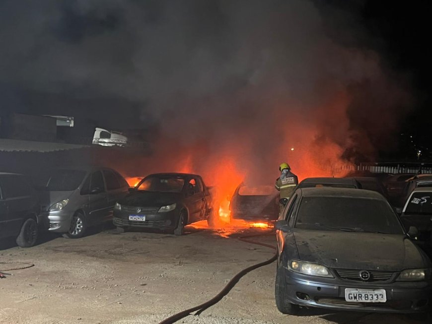 Pátio do Detran pega fogo no Sul de Minas