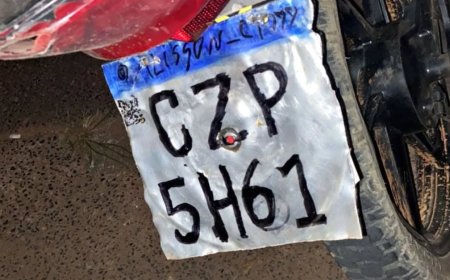 PMs apreendem motocicleta com chassi "artesanal" em Conceição da Aparecida