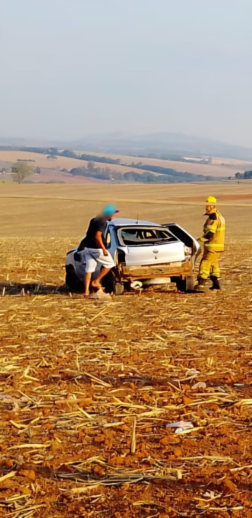 Veículo capota na rodovia entre Alfenas e Serrania e motorista morre no local