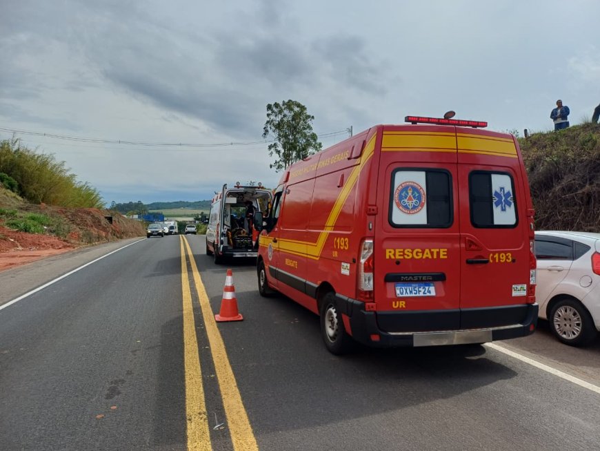 Manobra irregular de veículo pode ter causado acidente na MGC-491 que deixou três pessoas feridas