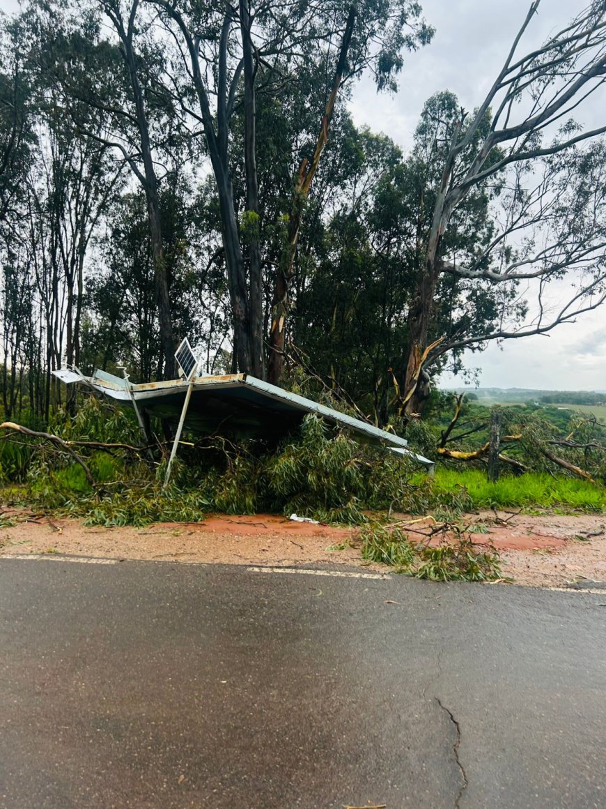 Forte tempestade em Fama provoca vários prejuízos no município