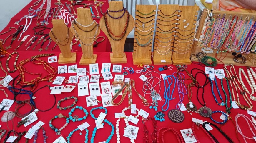 Na Estação Cultural, Feira de Artesanato rebrilha no Natal de Luz de Guaxupé