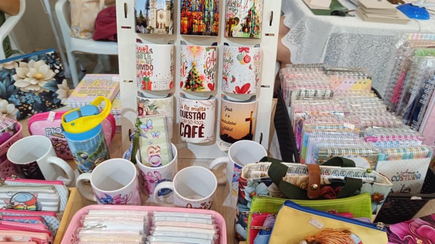 Na Estação Cultural, Feira de Artesanato rebrilha no Natal de Luz de Guaxupé