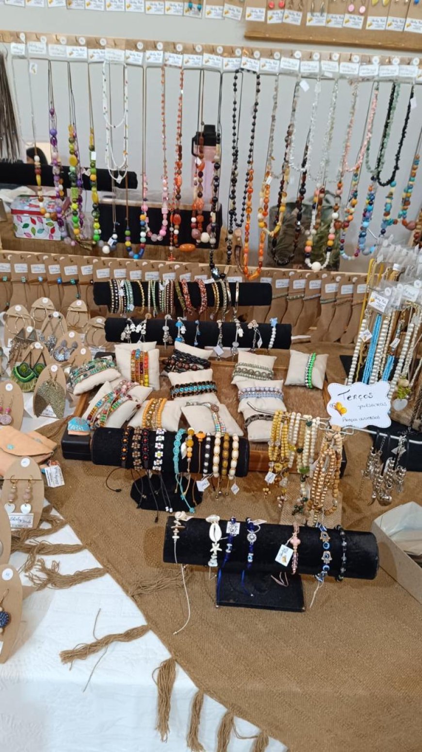 Na Estação Cultural, Feira de Artesanato rebrilha no Natal de Luz de Guaxupé