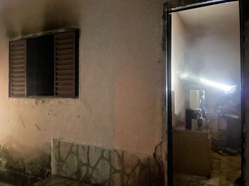 Incêndio em residência deixa homem e cachorro mortos no Sul de Minas