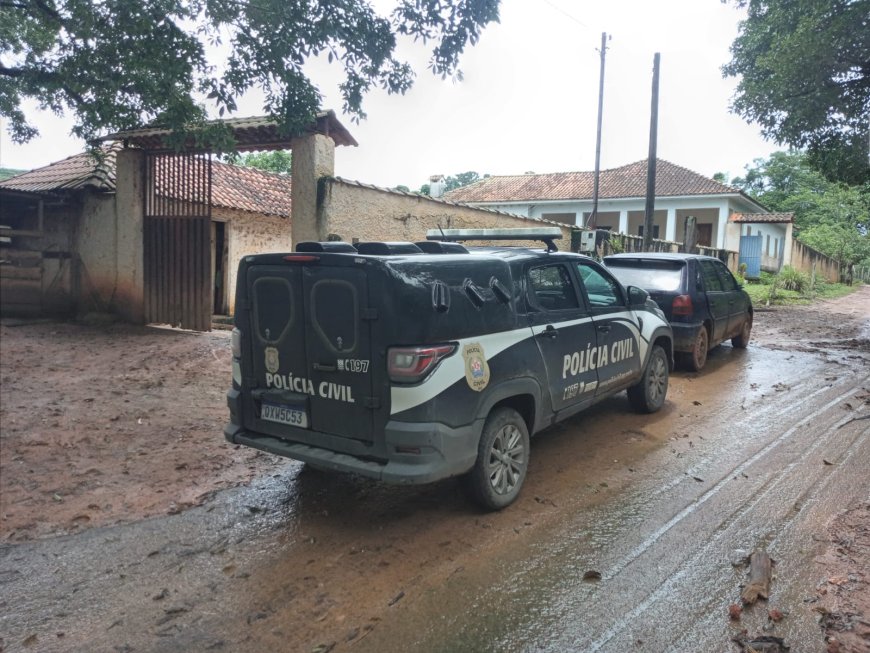 Polícia Civil em Campestre localiza ossada de animal e prende suspeito por posse de arma de fogo