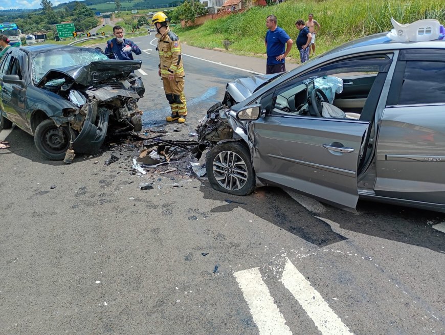 Colisão frontal entre veículos tira a vida de motorista de 57 anos na MGC-491