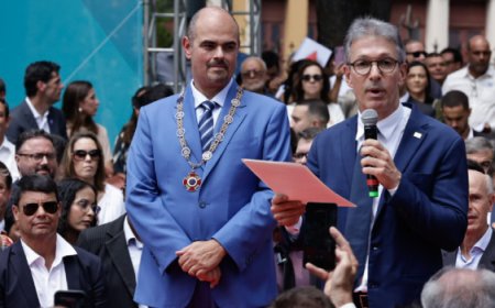 "O brasileiro não quer um país perfeito, ele só quer um país que seja dele outra vez", disse Zema em discurso de transferência de posse