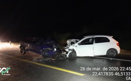 Sinistro de trânsito deixa três vítimas graves na MG-459