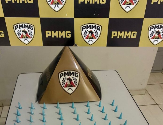 PM realiza operação antidrogas e apreende entorpecentes em Monte Belo