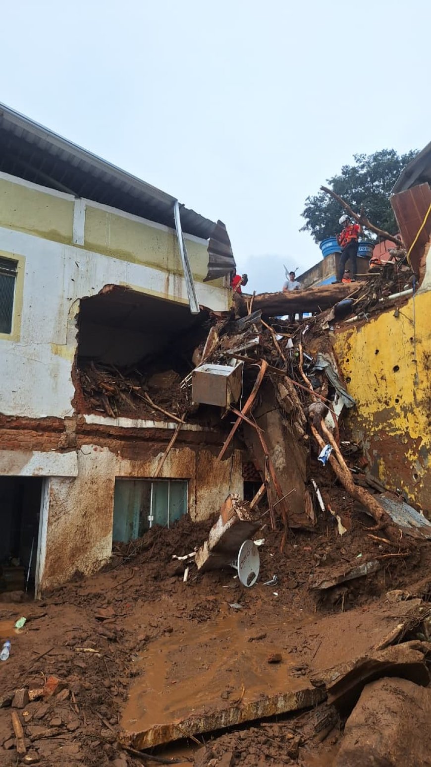 Bombeiros de Poços de Caldas finalizam missão em Juiz de Fora e retornam ao Sul de Minas