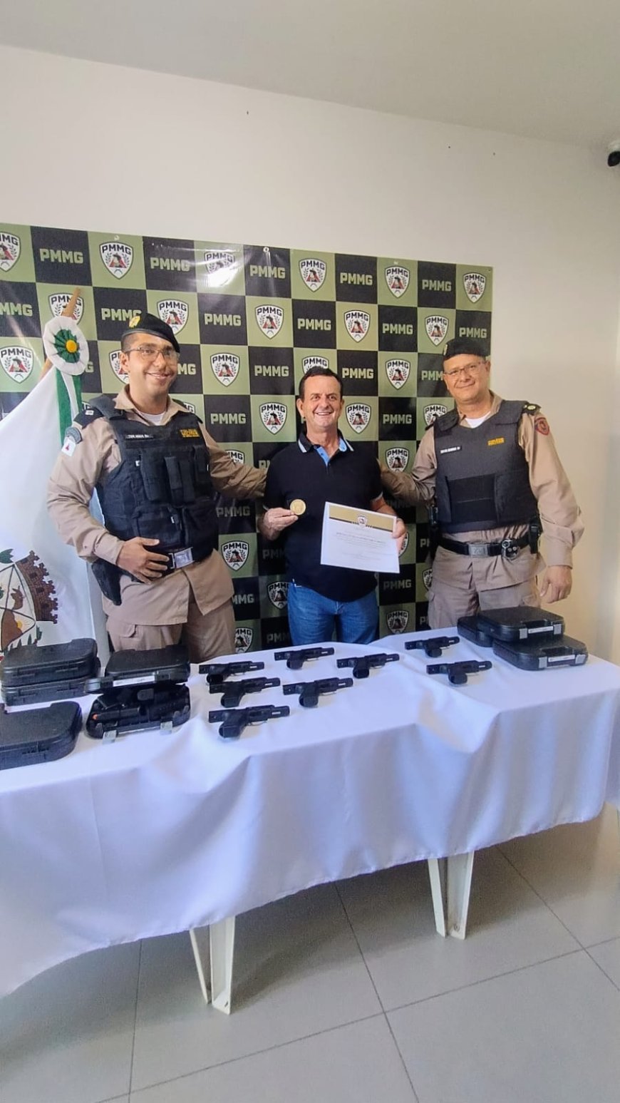 Polícia Militar de Muzambinho recebe oito pistolas de emenda parlamentar