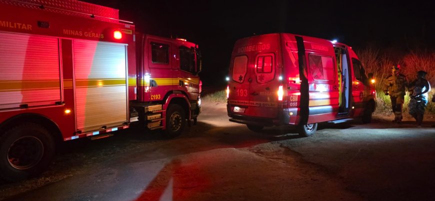 Capotamento de veículo deixa pessoas feridas na rodovia MGC-491