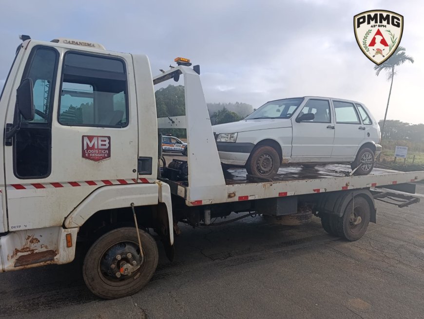 Veículo furtado em Nova Resende é recuperado e dois indivíduos são presos pela Polícia Militar em Monte Belo