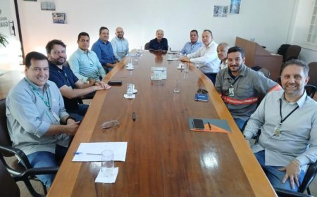 Prefeitura de Guaxupé e Cemig buscam solução para demandas da cidade