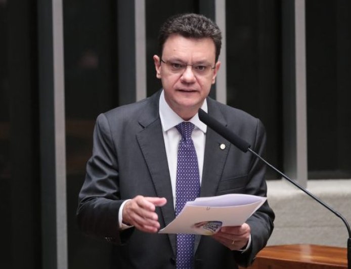 Câmara elege Deputado Odair Cunha para vaga de ministro do TCU