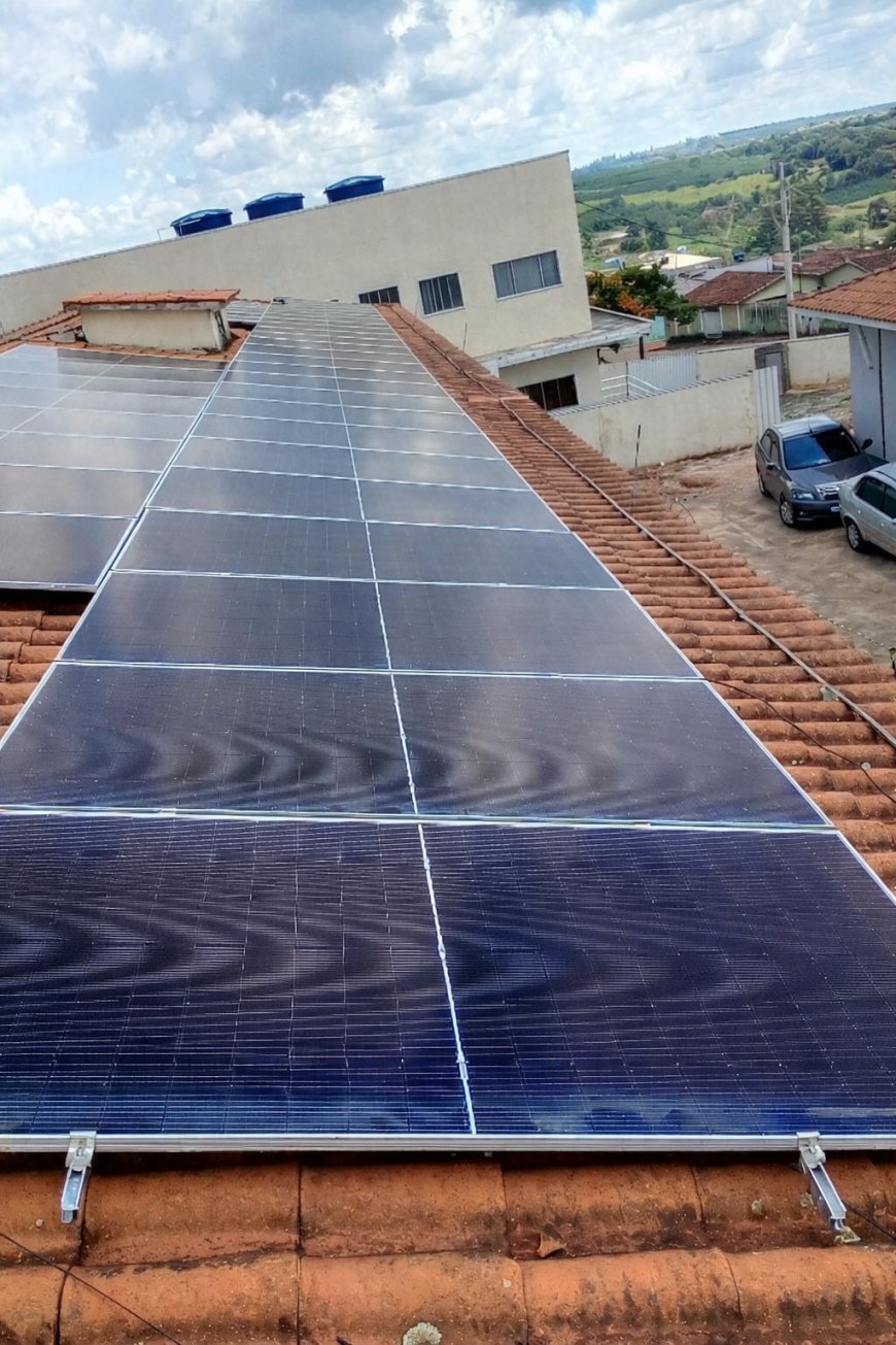 Usina fotovoltaica garante mais economia ao Hospital Municipal Santa Rita, em Nova Resende