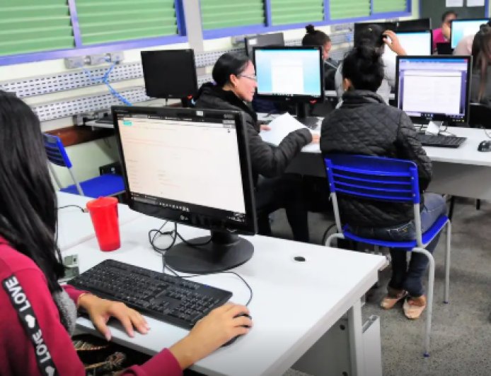 Educação Financeira é tema de curso on-line gratuito oferecido pela Cemig para jovens e adultos