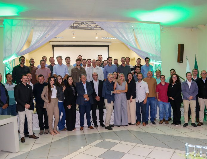 Programa de Desenvolvimento em Gestão e Educação Cooperativista forma 7ª turma na Cooxupé
