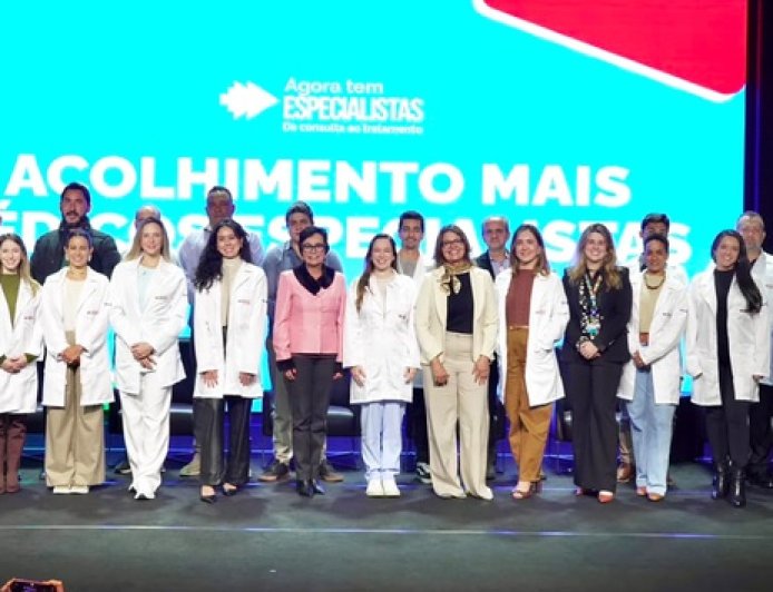 Minas conta com 237 médicos especialistas para fortalecer a atenção especializada no estado, incluindo Guaxupé
