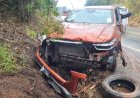 Jovem de 19 anos perde o controle da direção e tomba caminhonete na MGC-267