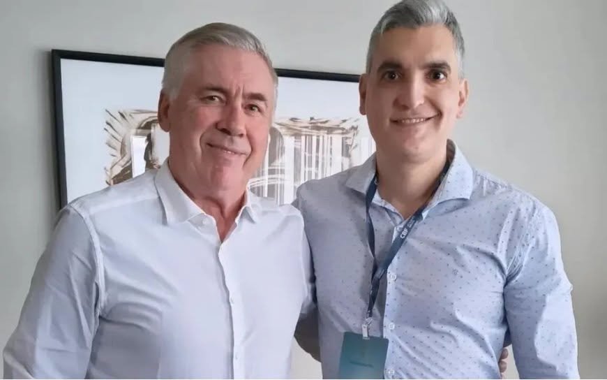 Professor de origem passense ensina português ao técnico da Seleção Brasileira