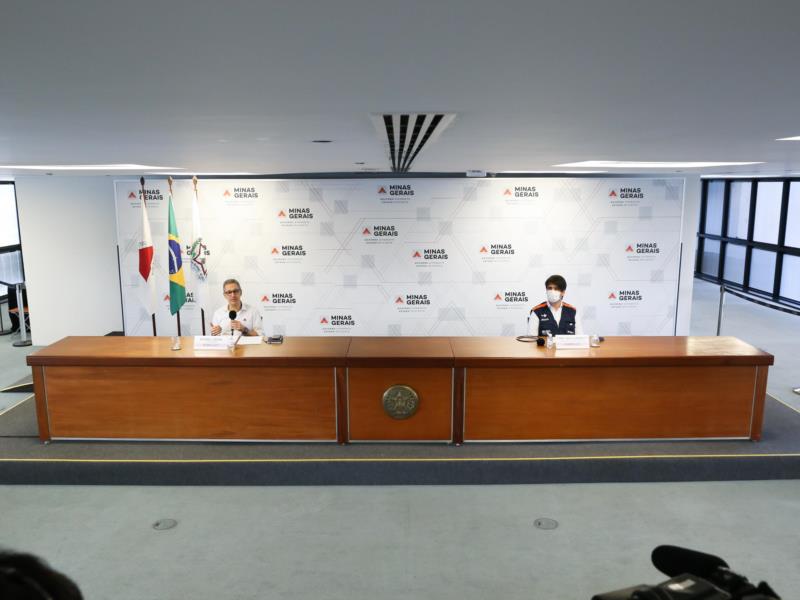 Governo de Minas vai fornecer 5% de vacinas de reserva para acelerar imunização nos municípios