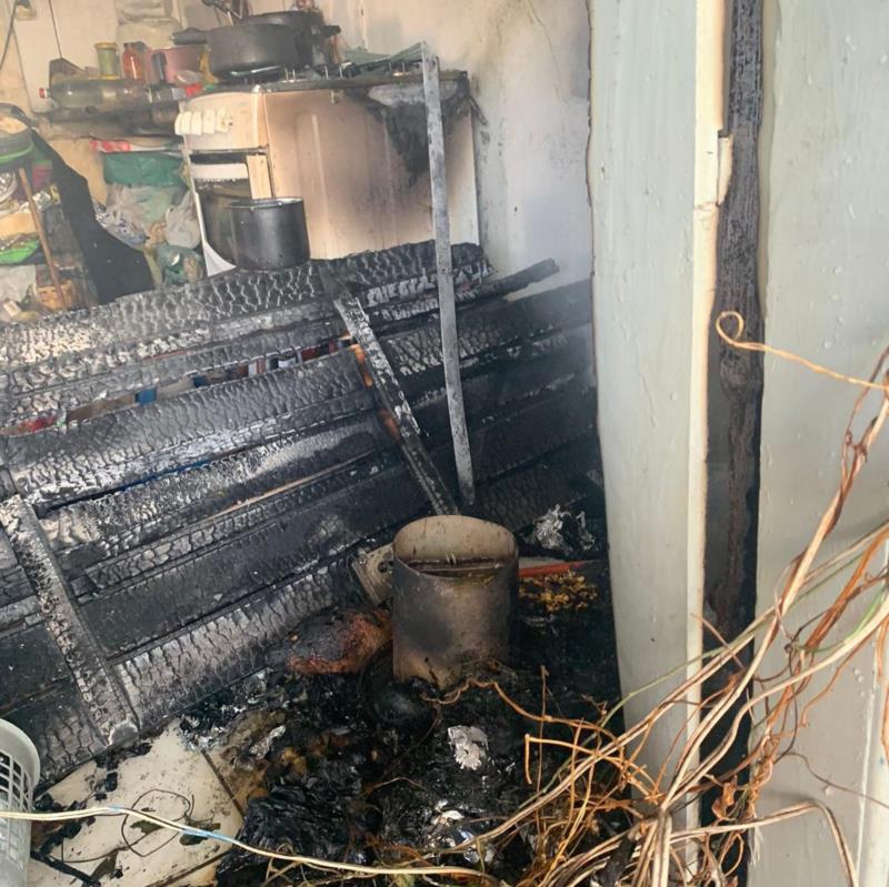 Incêndio abala estrutura de residência no Parque do Lago