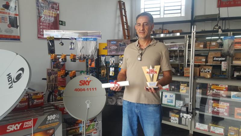 Master Promoções e Pesquisas premia os melhores do ano em Guaxupé