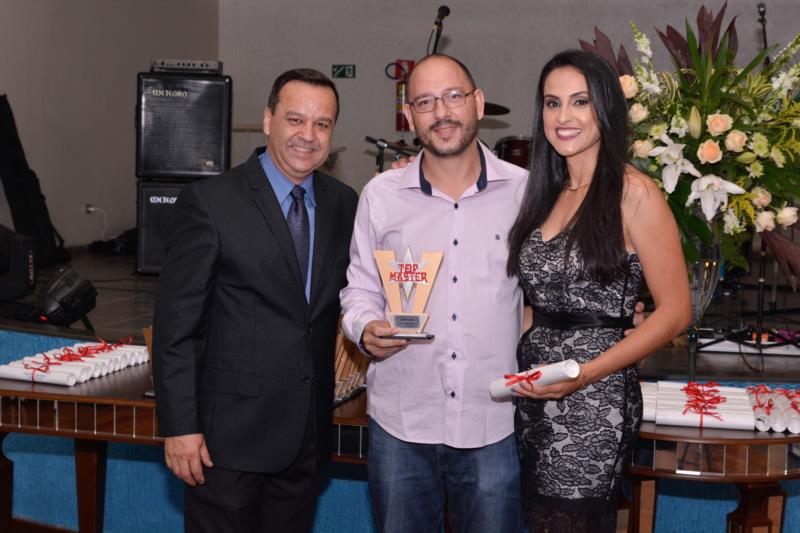 Master Promoções e Pesquisas premia os melhores do ano em Guaxupé