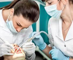 Auxiliares de Consultório Dentário já podem fazer inscrição para uma vaga em Processo Seletivo da Prefeitura de Guaxupé