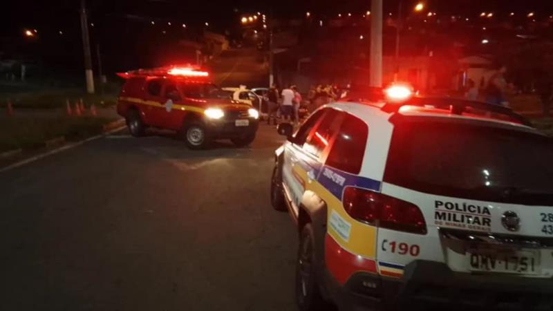 Colisão entre veículos deixa passageira ferida em Guaxupé