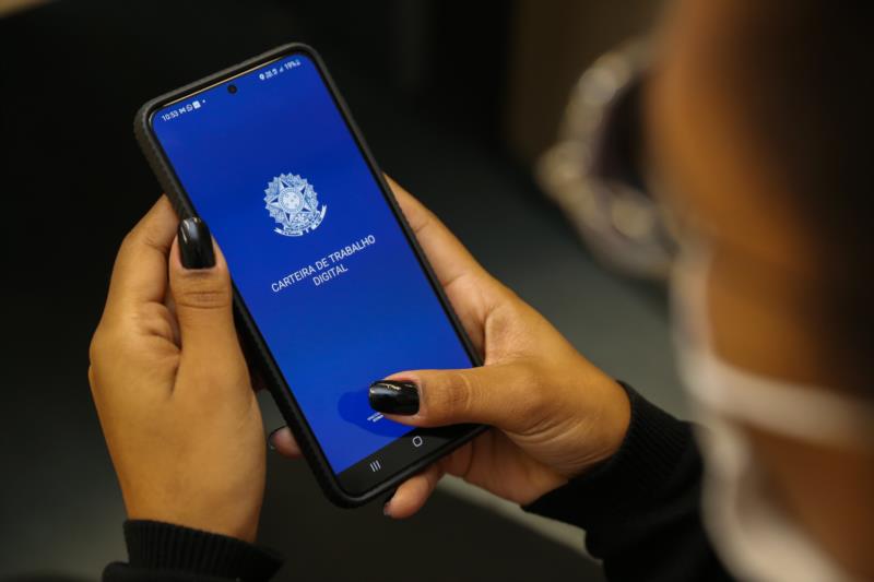 Minas tem mais de 8 mil vagas de emprego disponíveis; confira o Painel do Sine