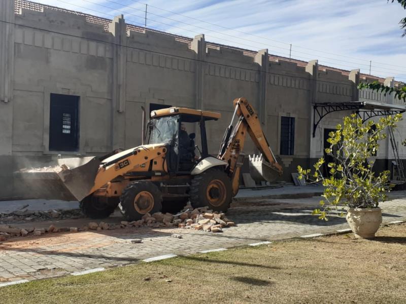 Em fase final de reforma, "Fepasa" abrigará as Secretarias Municipais de Finanças e Obras 