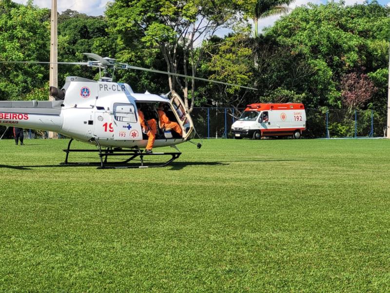Idoso é transferido do hospital de Monte Belo para a UTI de Guaxupé através de helicóptero dos Bombeiros